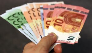 Read more about the article Faktoringas