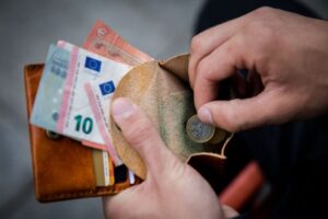 Read more about the article Zwolnienie od kar i odsetek za zwłokę na Litwie